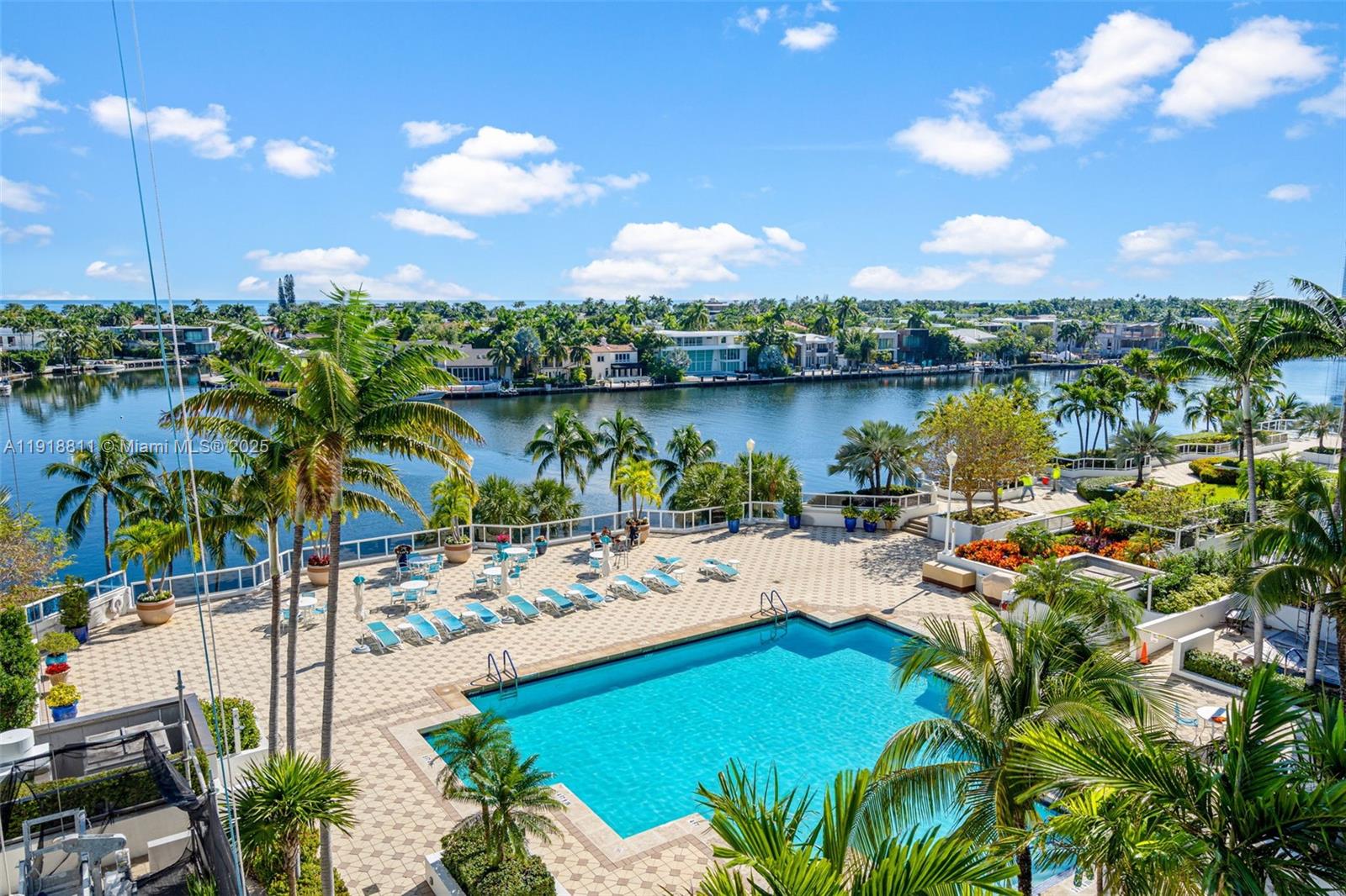 3801 NE 207th St Unit: 26BN