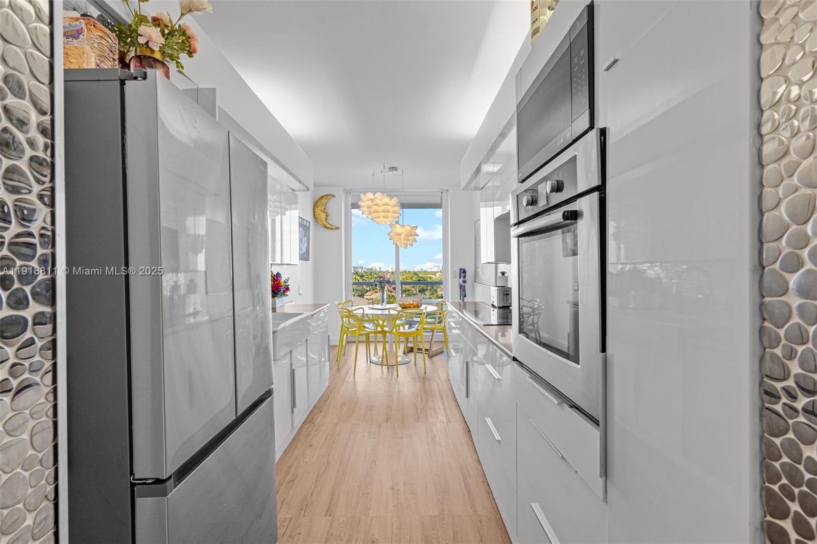 3801 NE 207th St Unit: 26BN