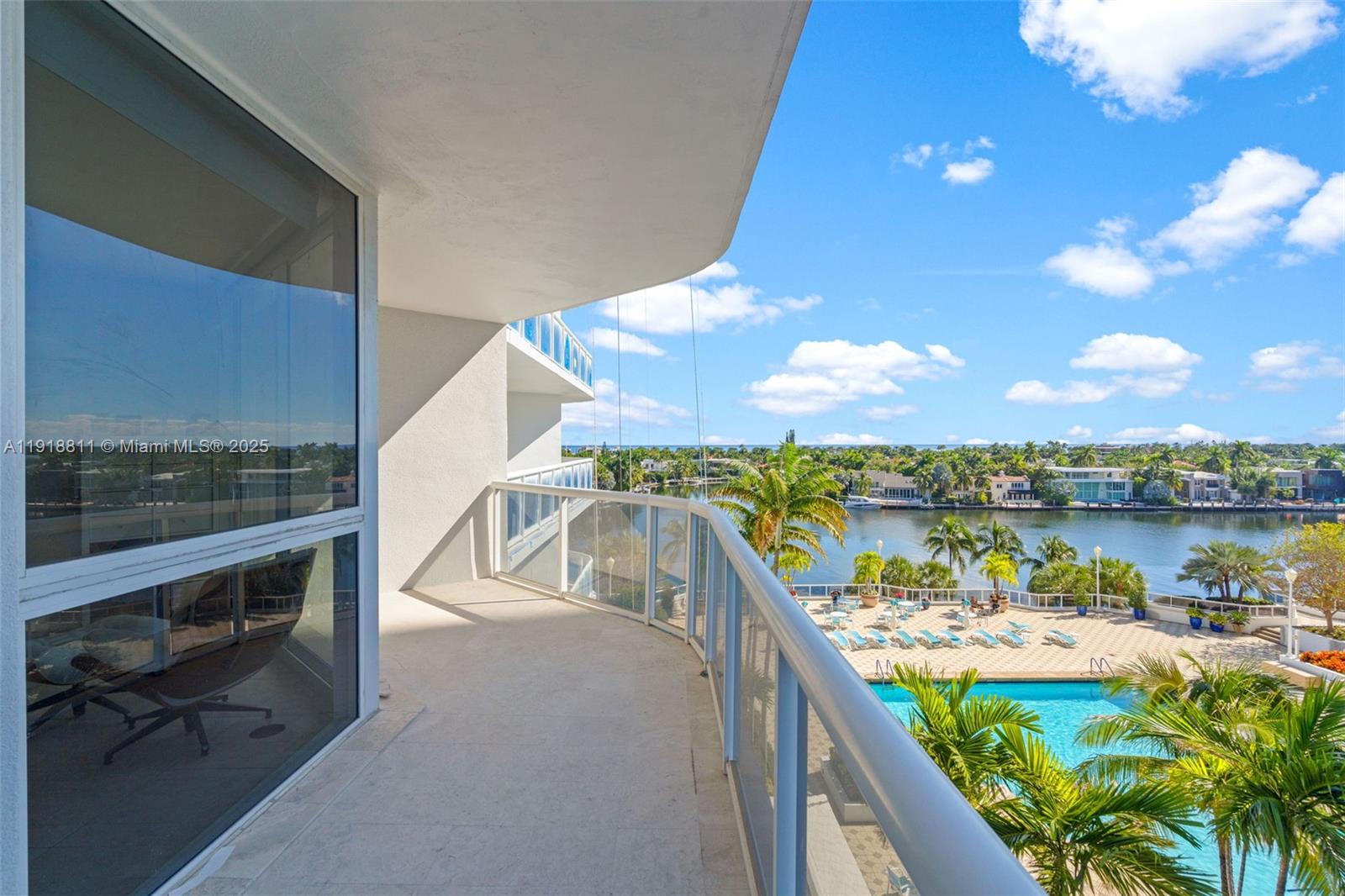 3801 NE 207th St Unit: 26BN