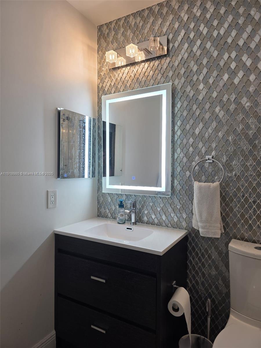 15529 Miami Lakeway N # 104