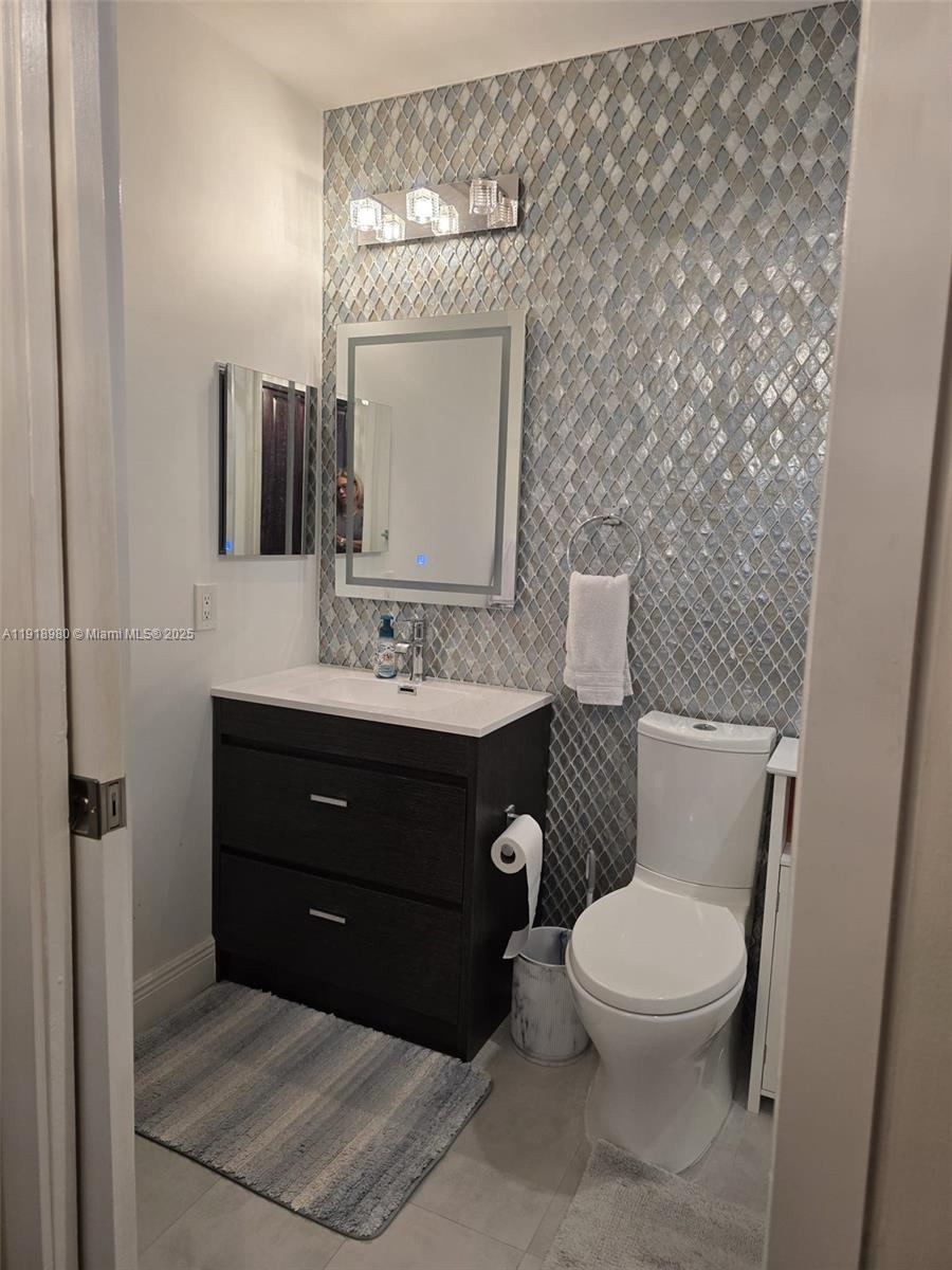 15529 Miami Lakeway N # 104