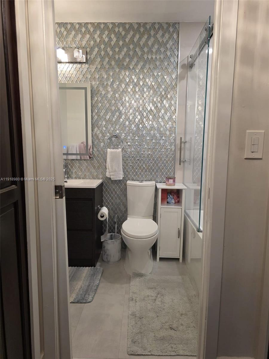 15529 Miami Lakeway N # 104