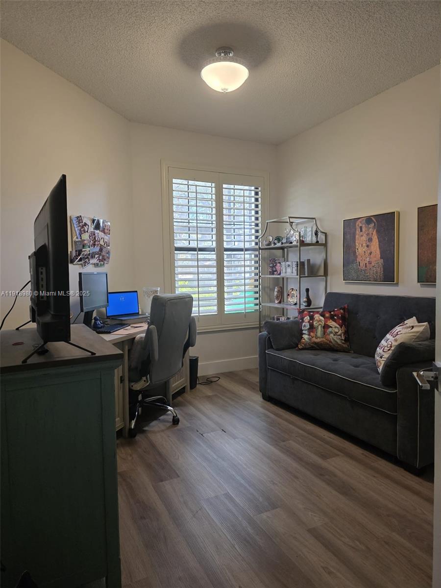 15529 Miami Lakeway N # 104