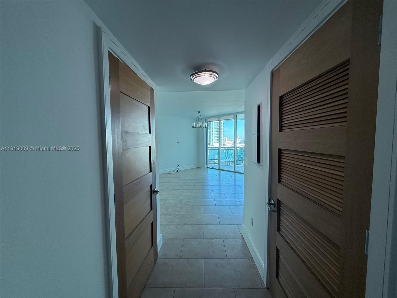 350 S Miami Ave Unit: 2013