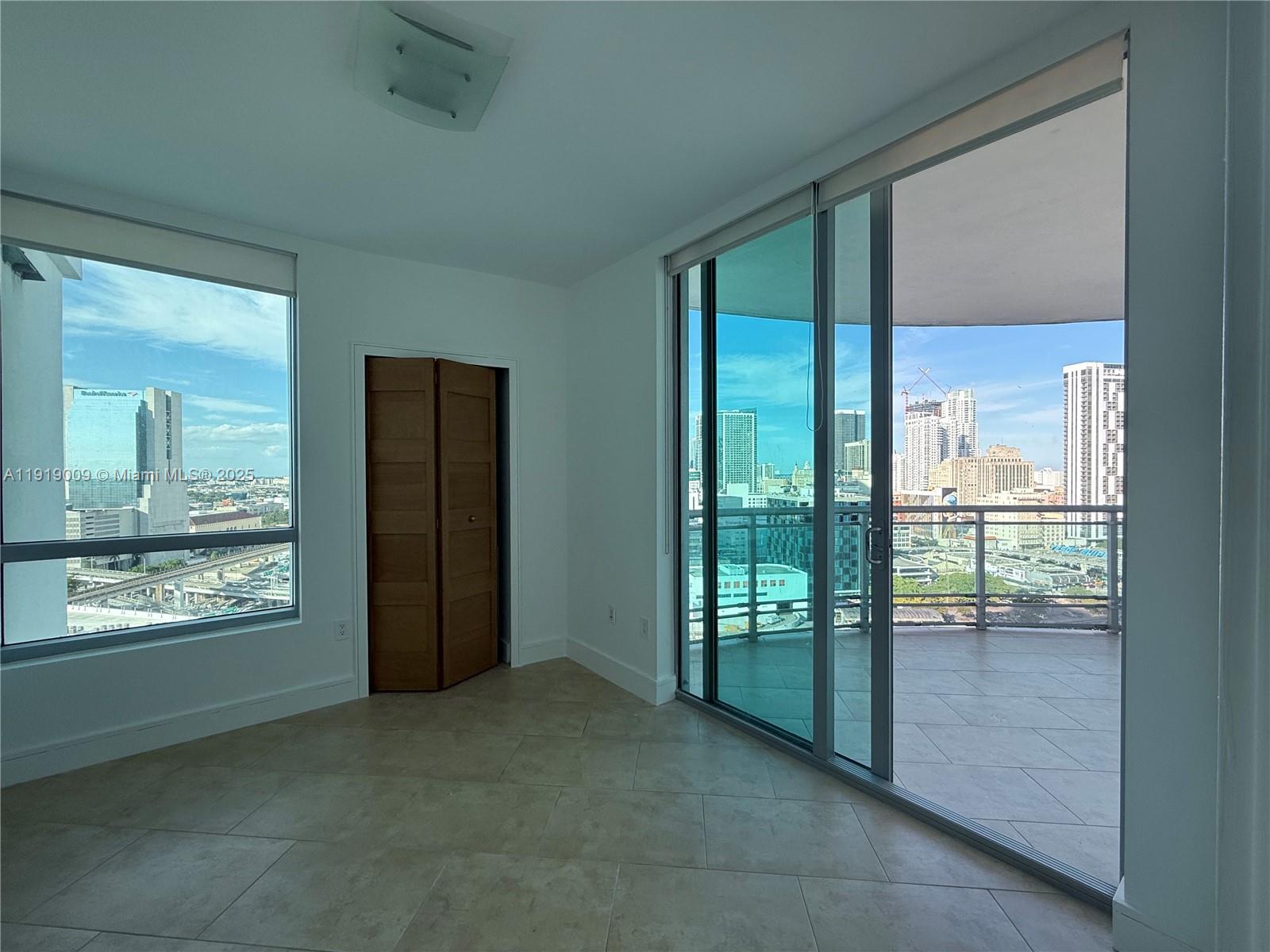 350 S Miami Ave Unit: 2013