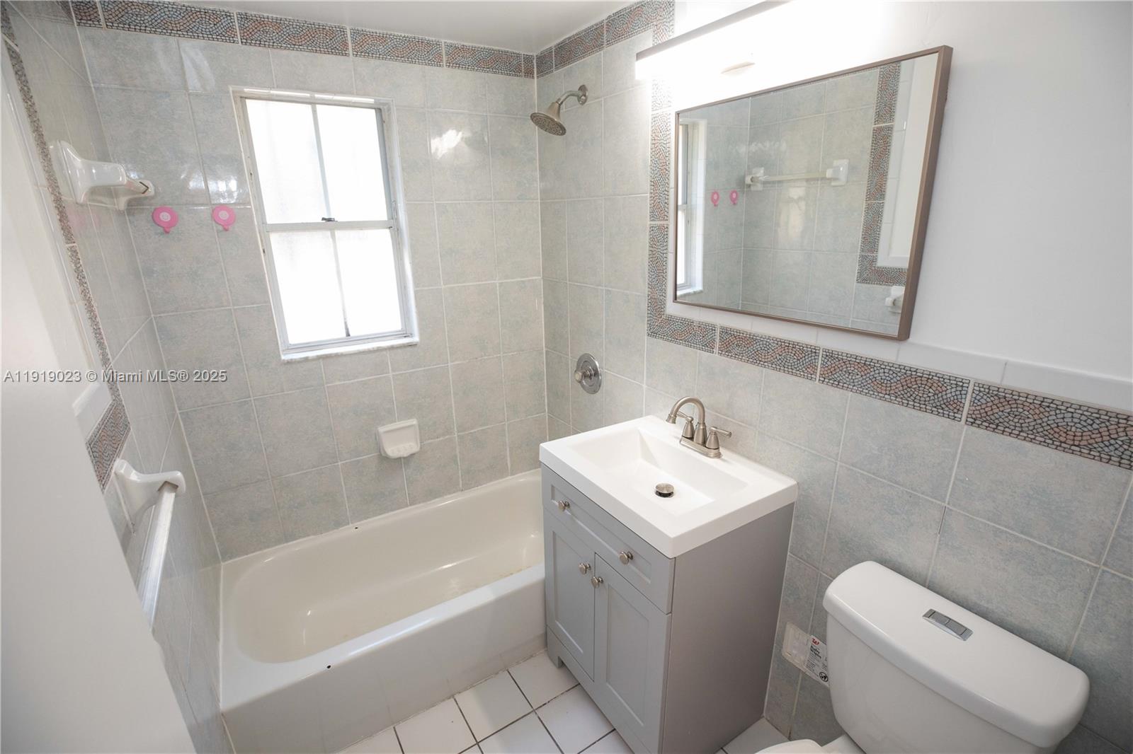 3415 Franklin Ave # C