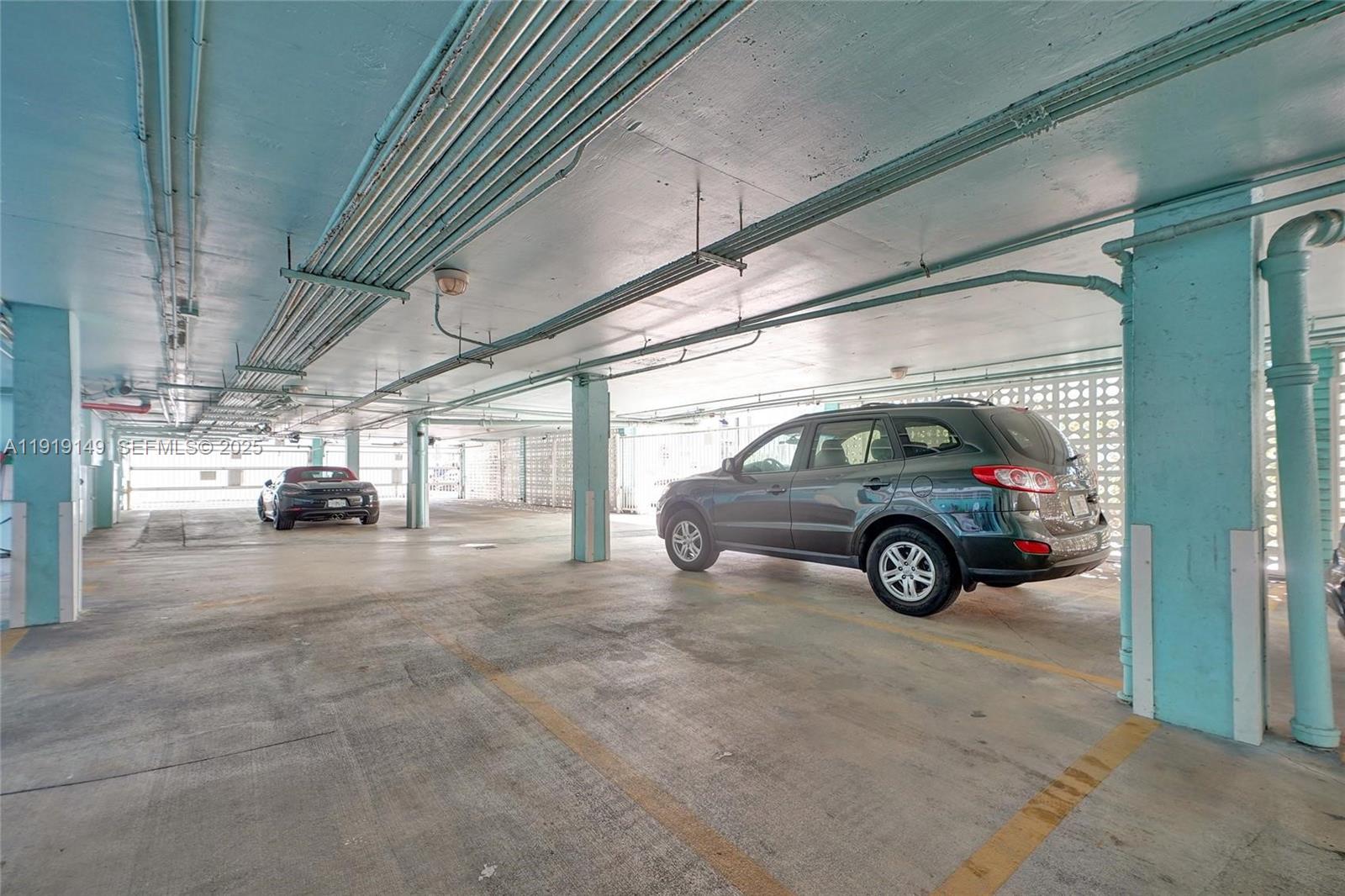 701 Collins Ave # 3B