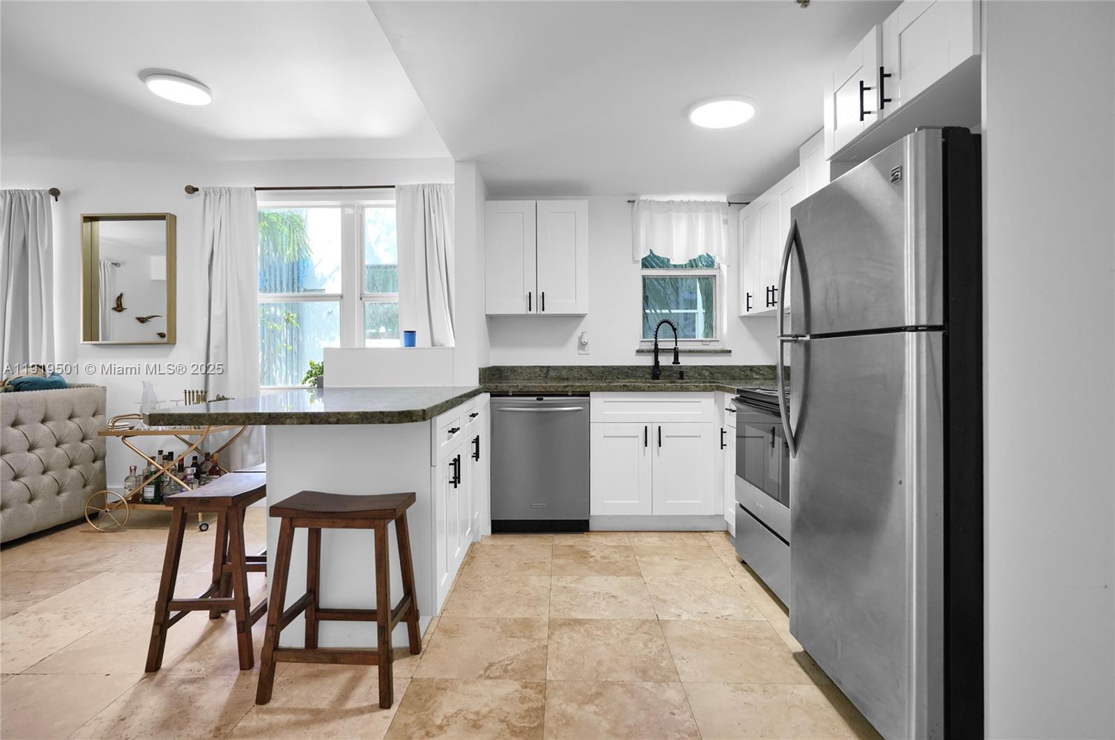 1550 Drexel Ave # 208