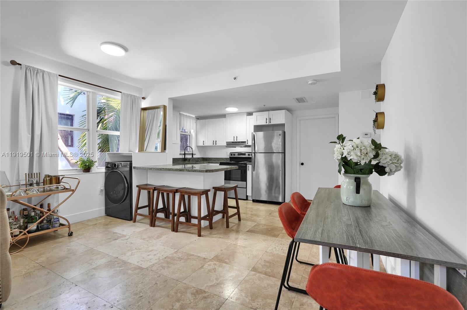 1550 Drexel Ave # 208