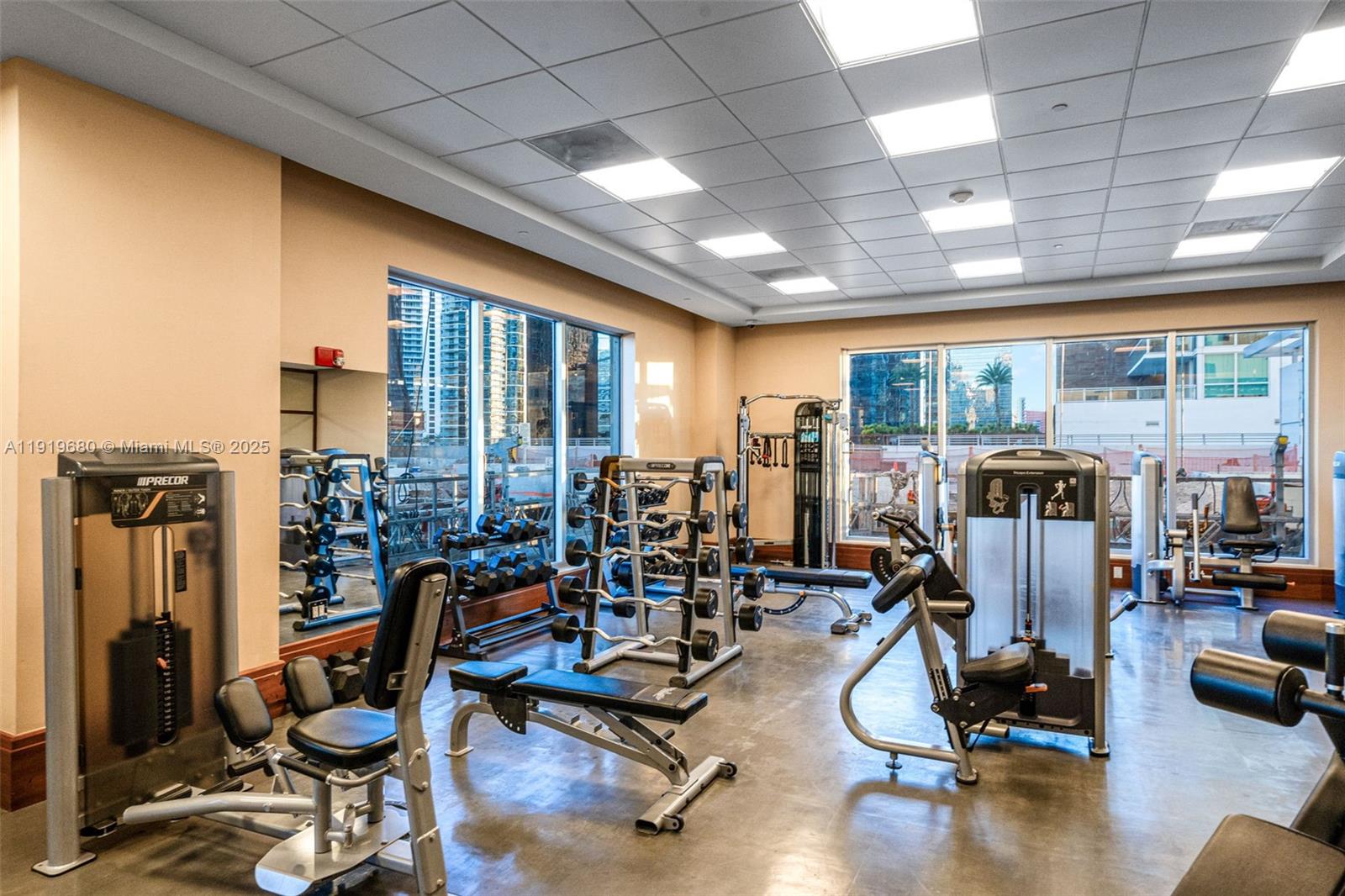 1050 Brickell Ave # 1006