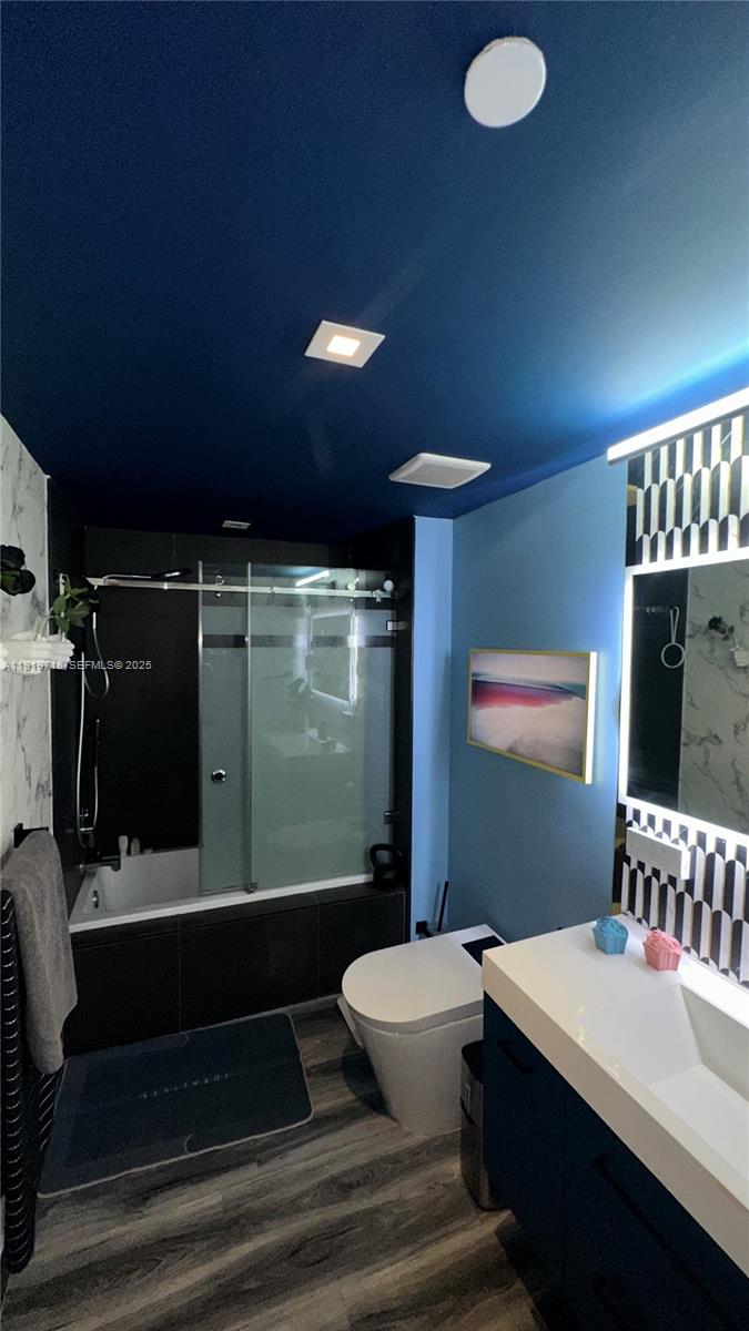 1600 NE 1st Ave # 2009