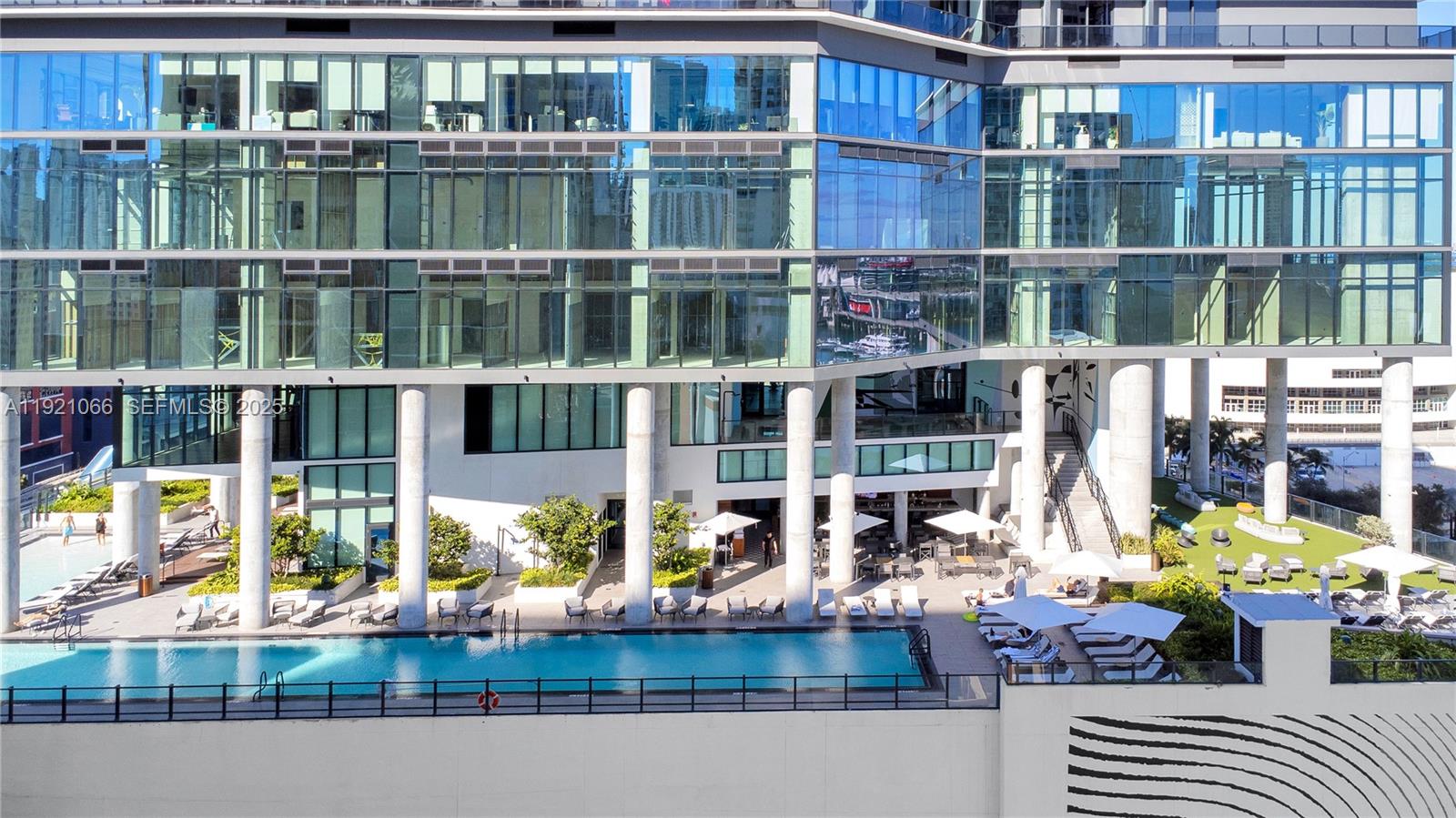 398 NE 5th St # 3709