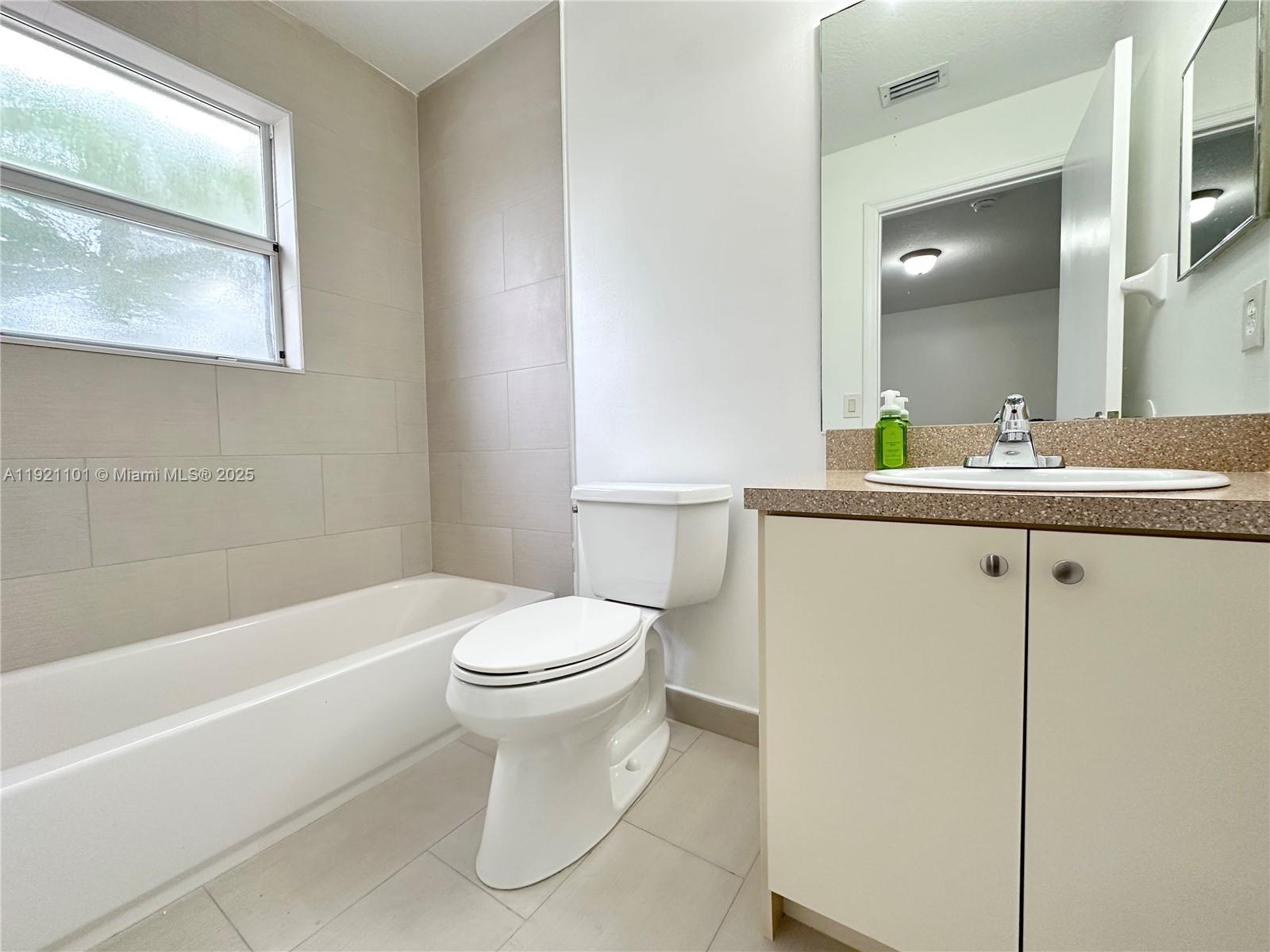 2905 SE 15th Ter # 0