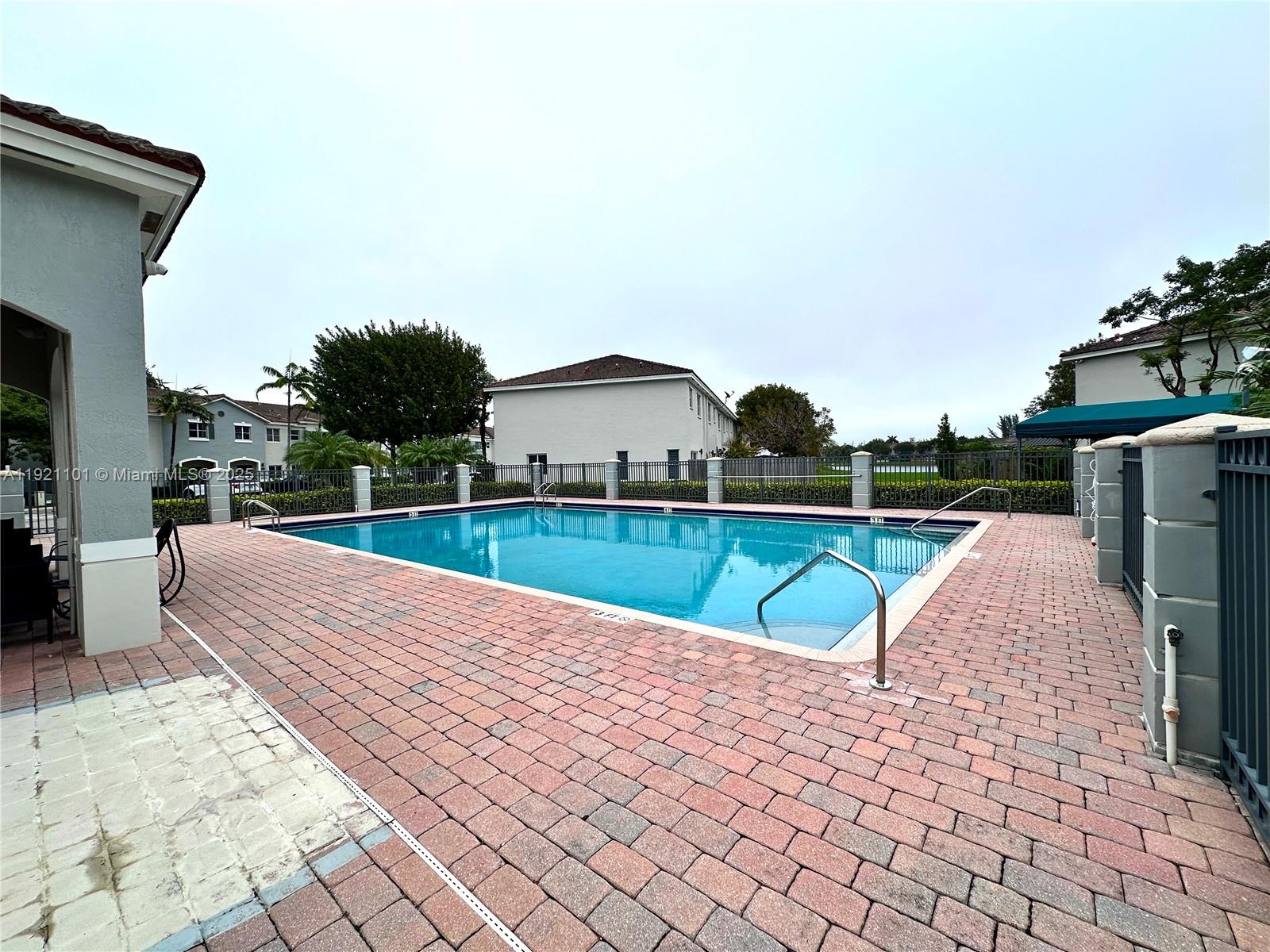 2905 SE 15th Ter # 0