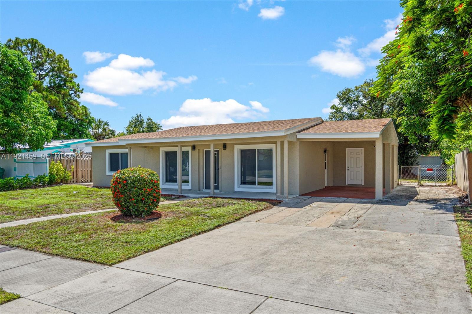 3220 NW 4th Ct