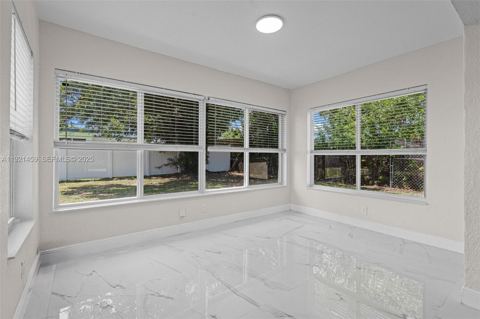 3220 NW 4th Ct