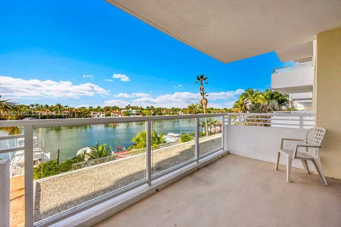 5600 Collins Ave # 4H