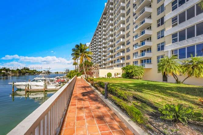 5600 Collins Ave # 4H