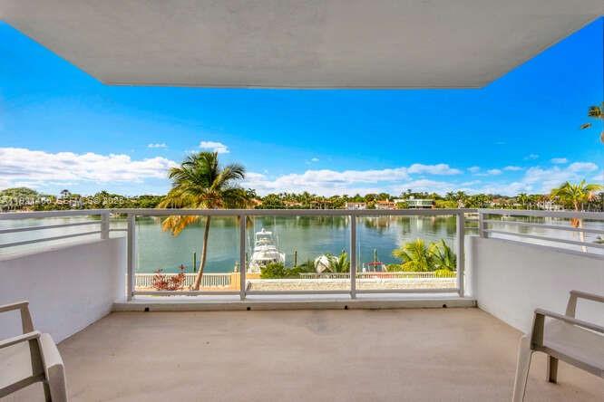 5600 Collins Ave # 4H