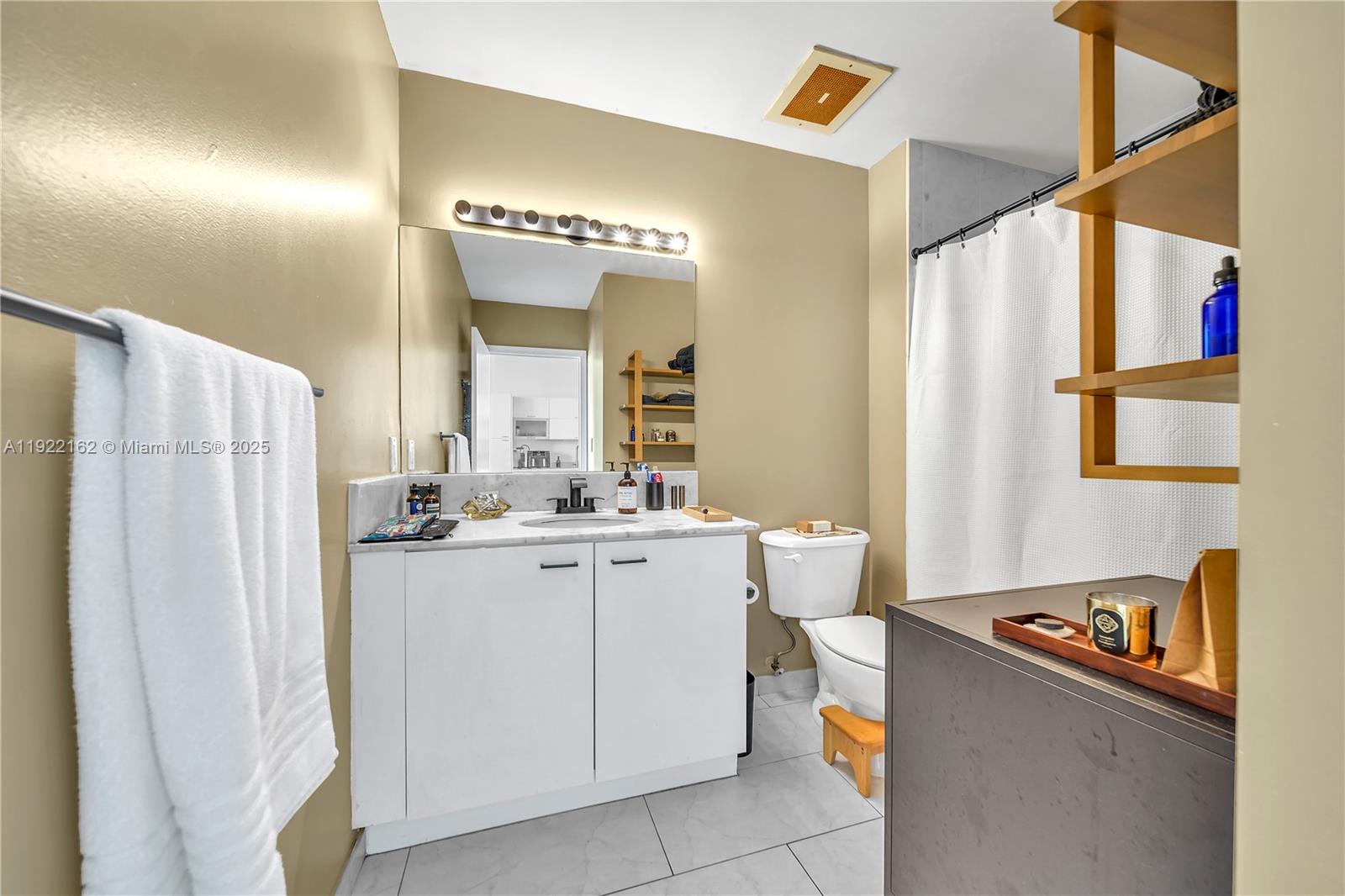 133 NE 2nd Ave # 2917