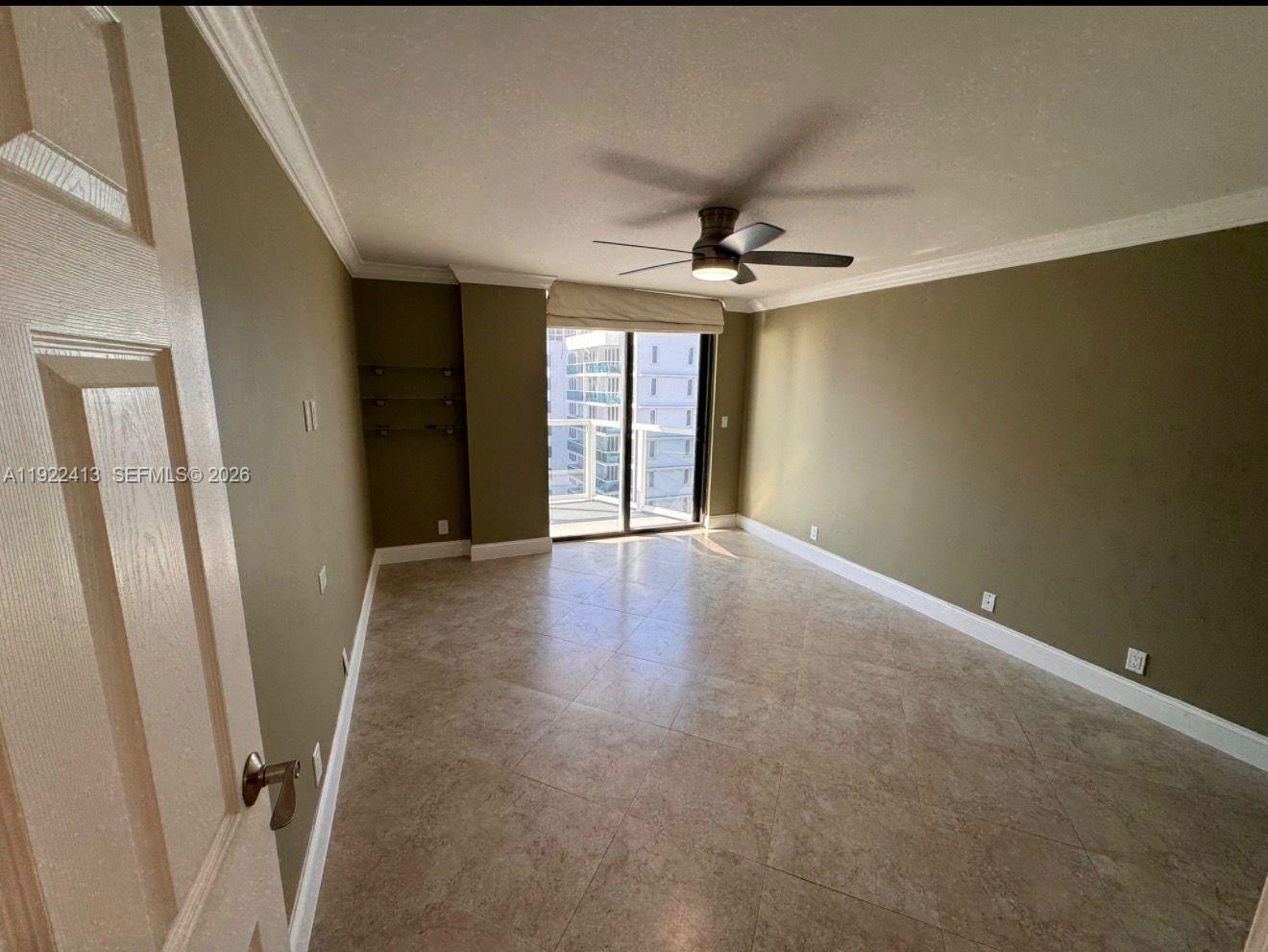 2401 Collins Ave # 1807