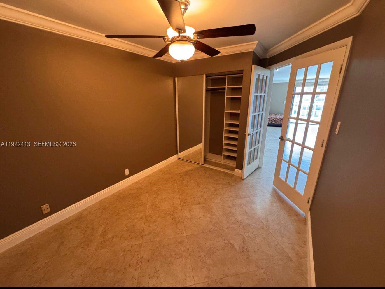 2401 Collins Ave # 1807