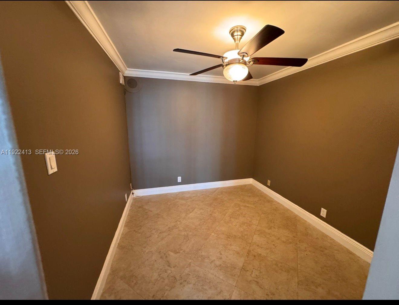 2401 Collins Ave # 1807