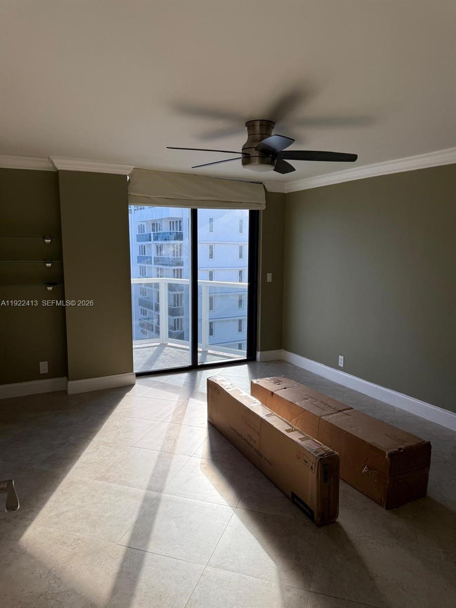 2401 Collins Ave # 1807