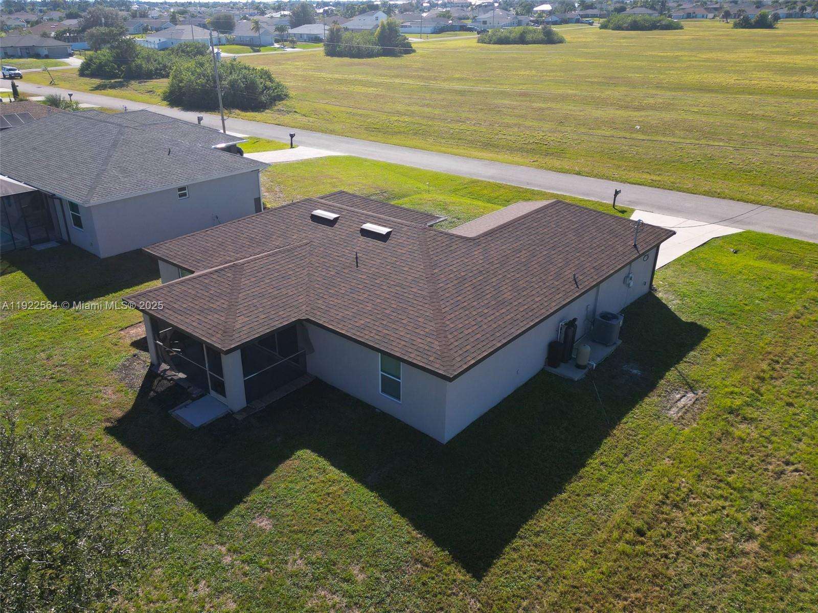 1021 NW 10th Ave # 0