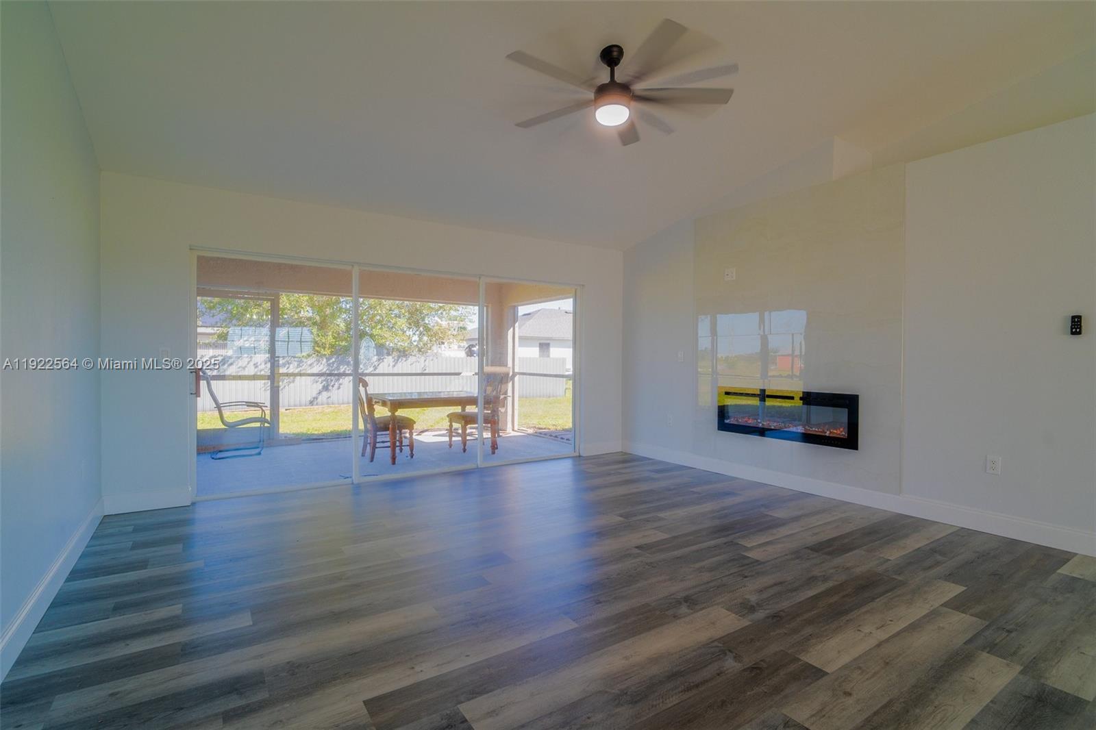 1021 NW 10th Ave # 0