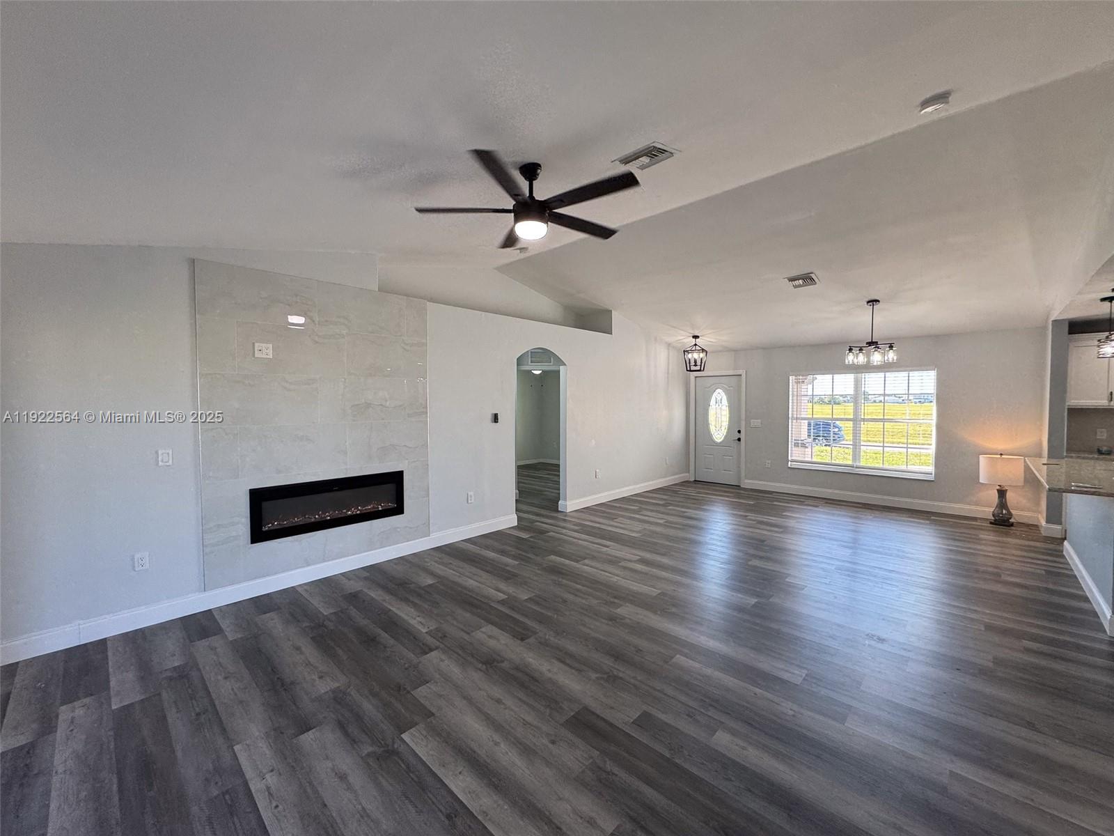 1021 NW 10th Ave # 0