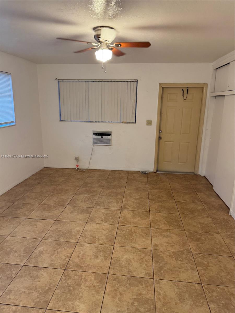 1721 Plunkett St # 3