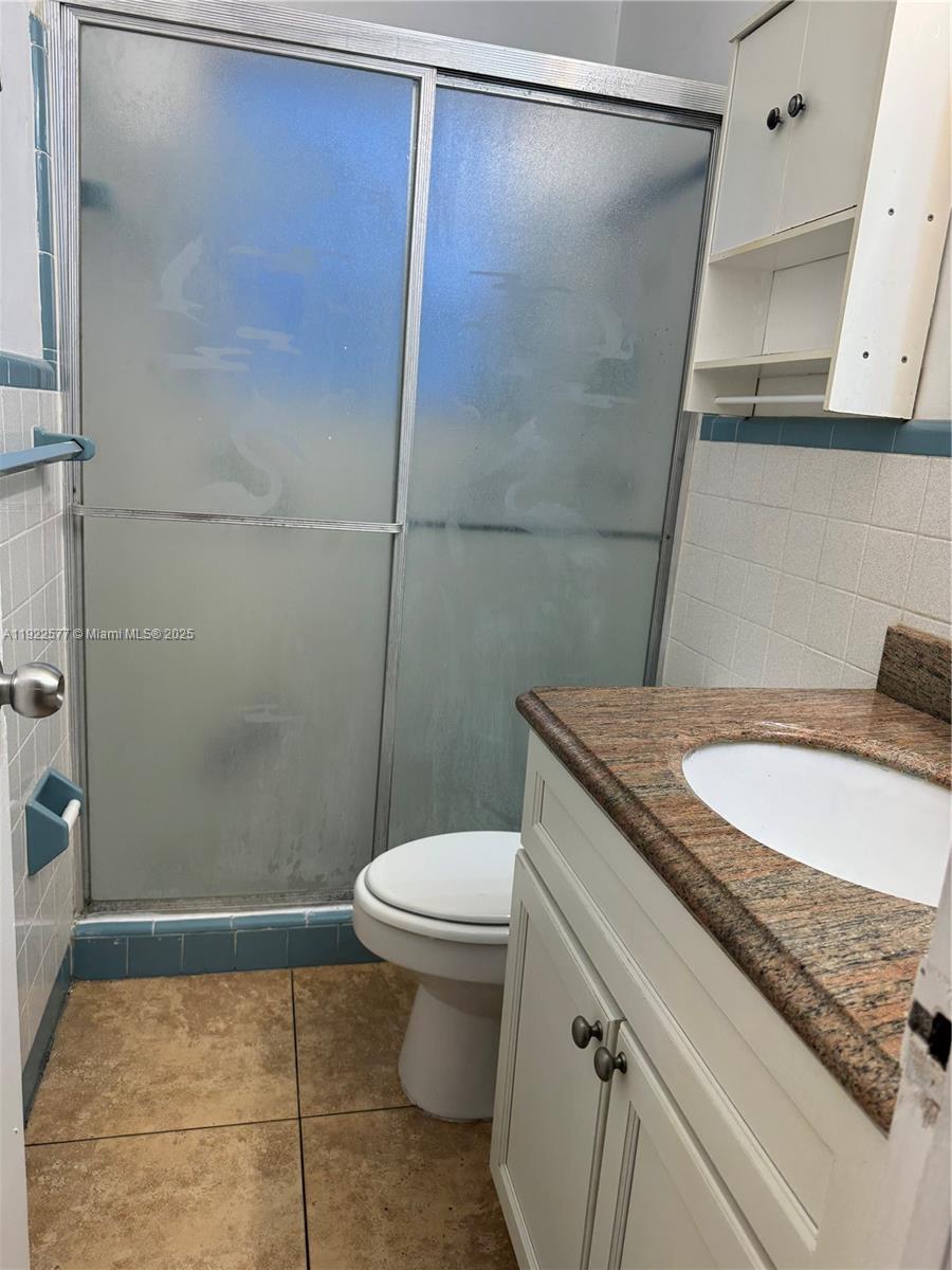 1721 Plunkett St # 3