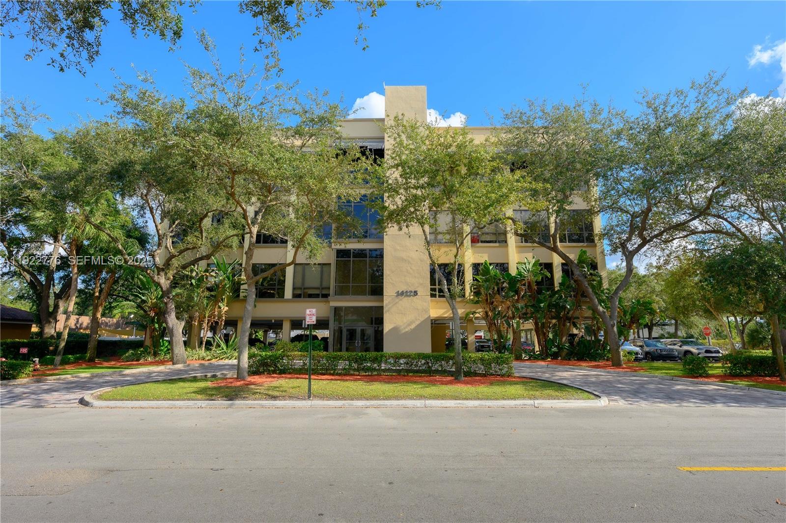 14125 NW 80th Ave # 205 Unit: 204 - #205