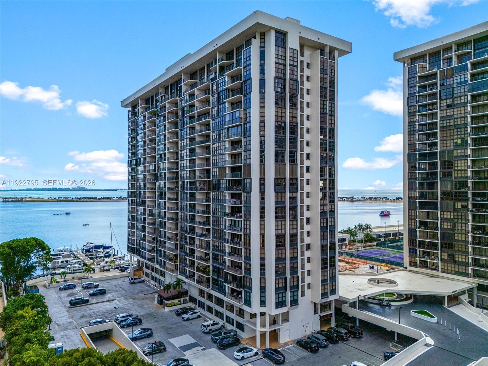 1865 Brickell Ave # A1013