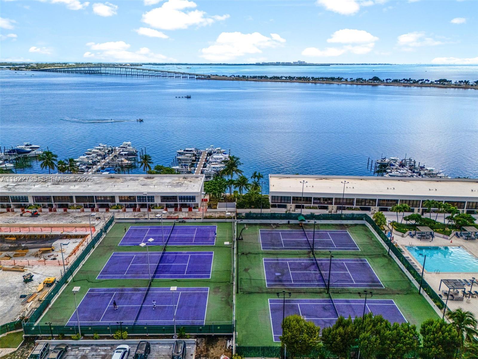 1865 Brickell Ave # A1013