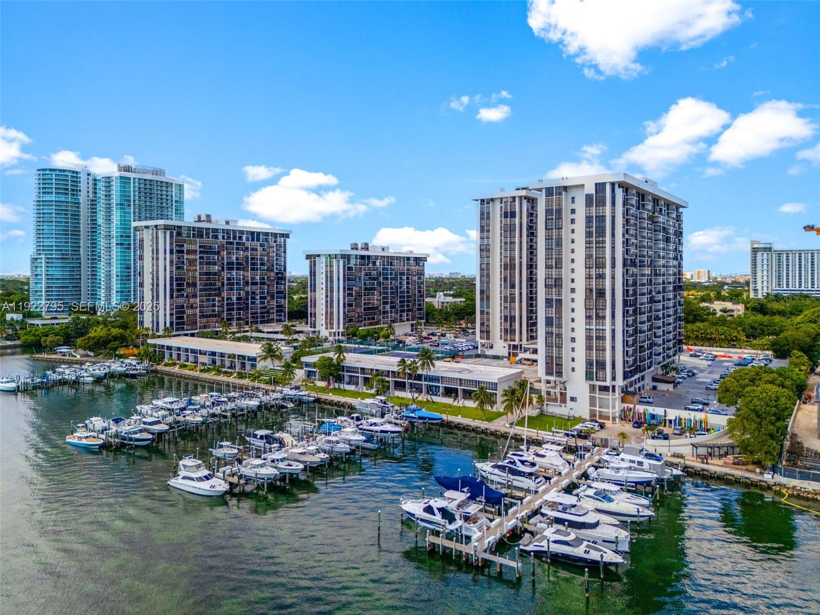 1865 Brickell Ave # A1013