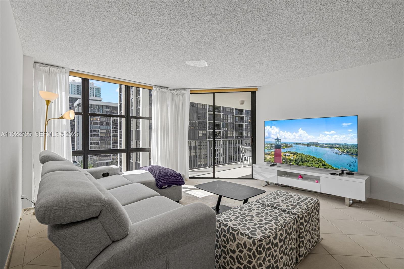 1865 Brickell Ave # A1013