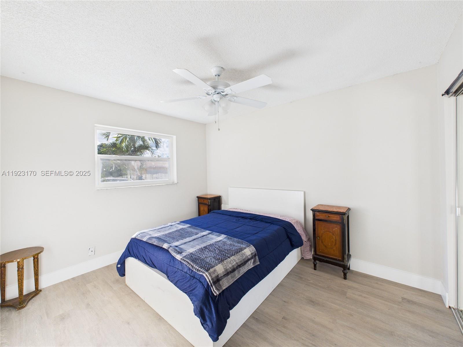 10221 SW 50th Ct