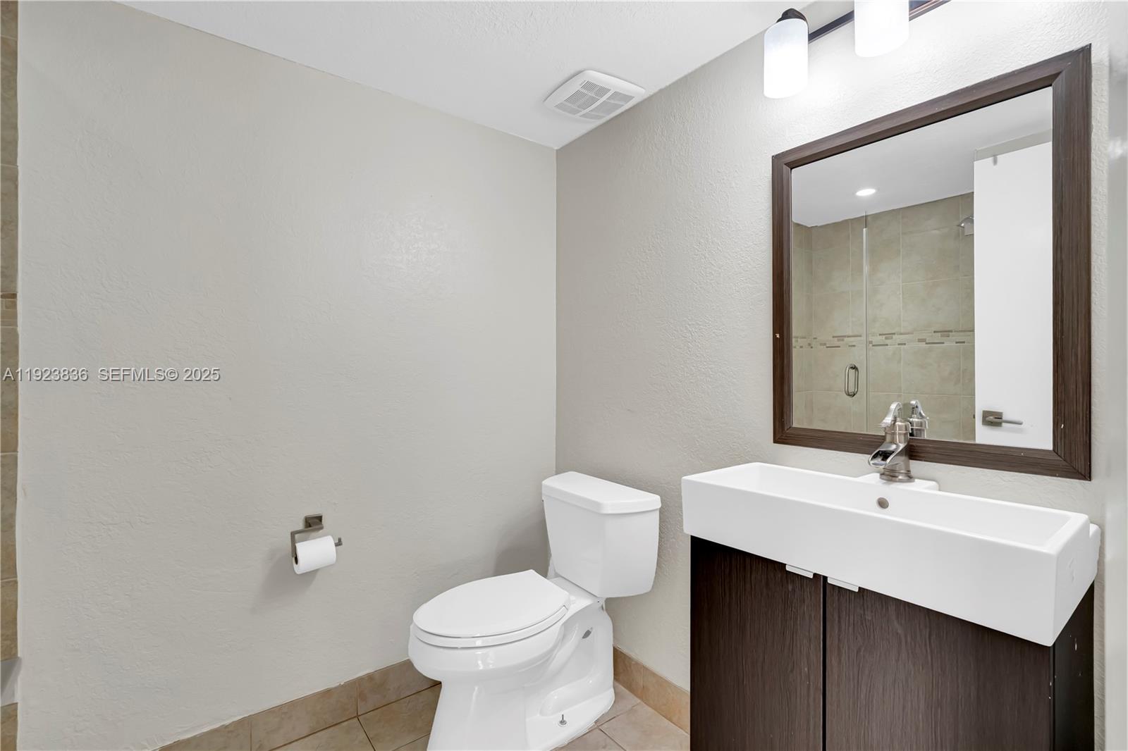 6864 SW 114th Pl # G61