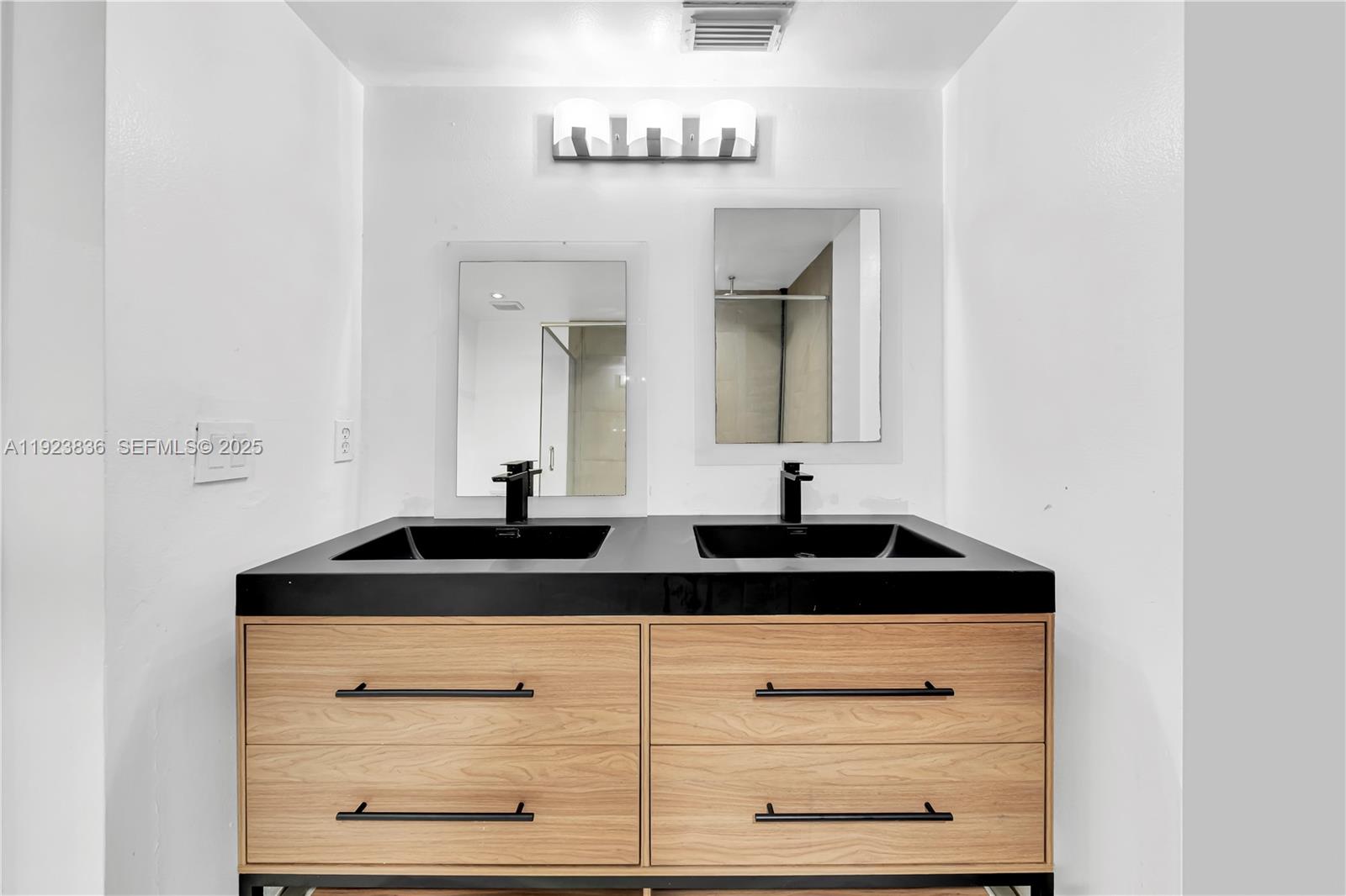 6864 SW 114th Pl # G61