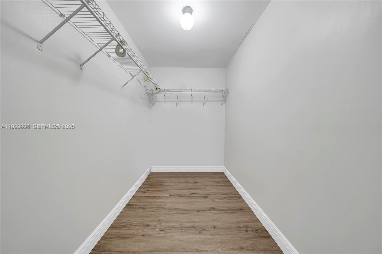 6864 SW 114th Pl # G61