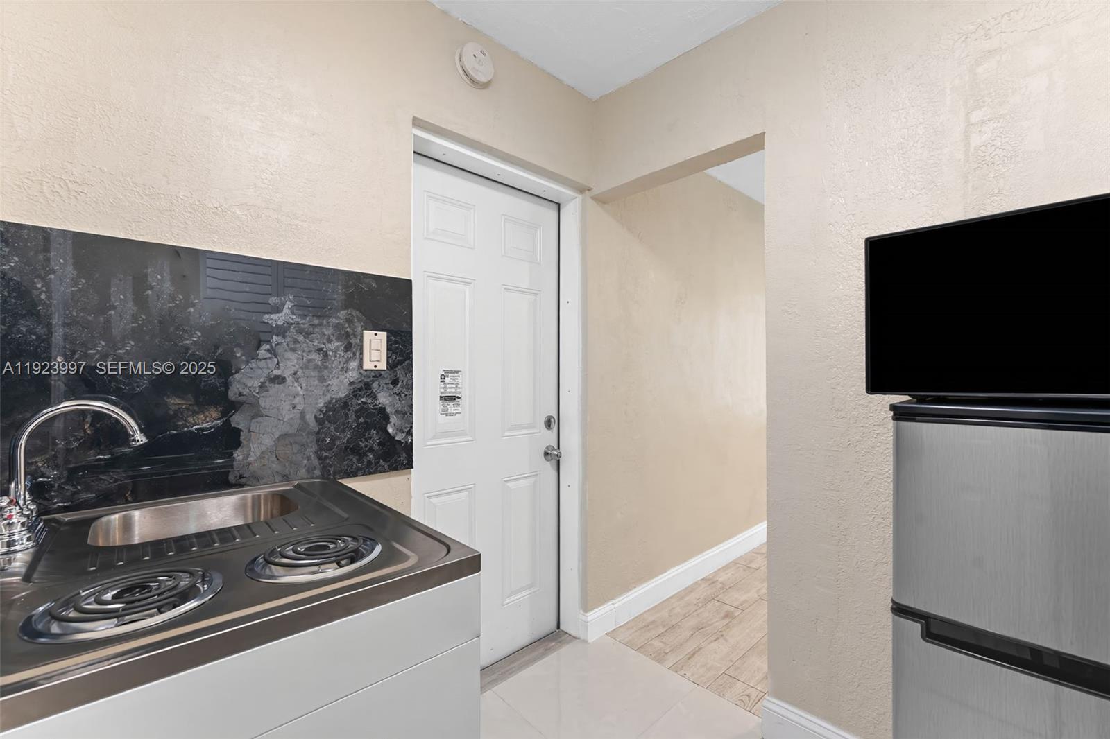 2634 Sheridan St # 1