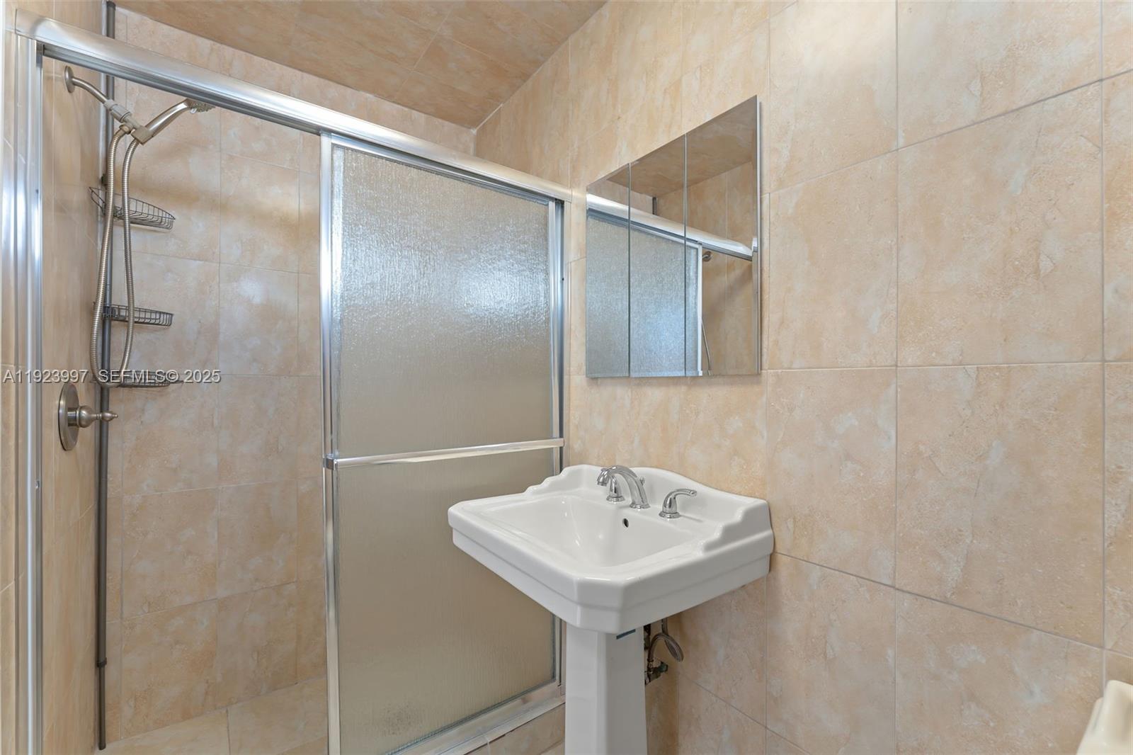 2634 Sheridan St # 1