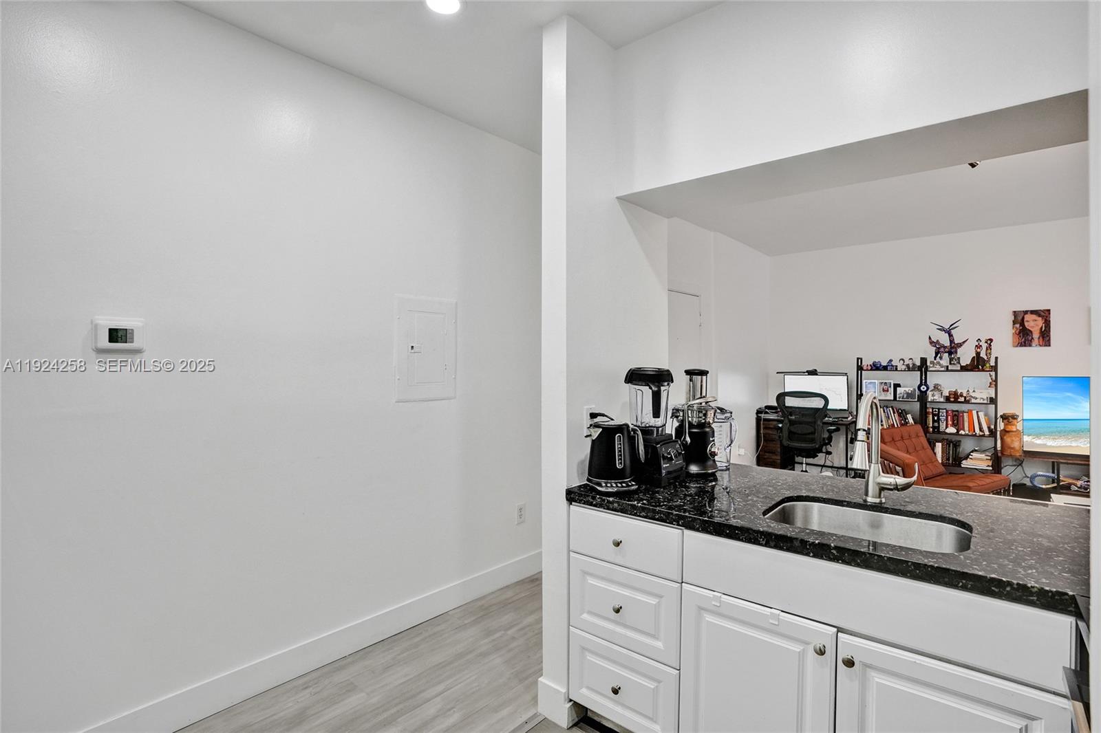 1200 Euclid Ave # 108