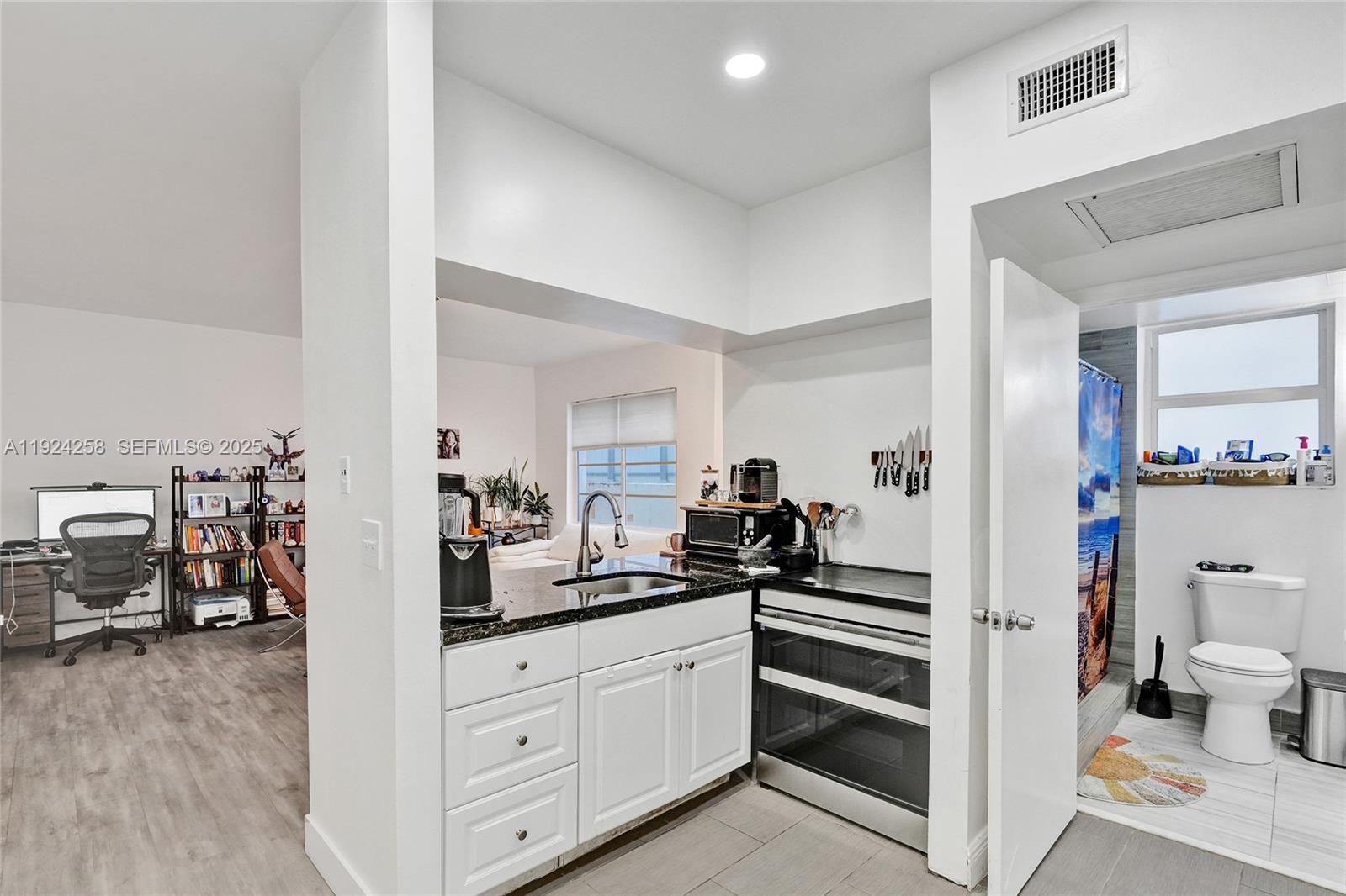 1200 Euclid Ave # 108