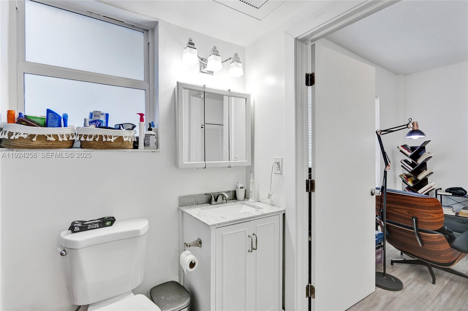 1200 Euclid Ave # 108