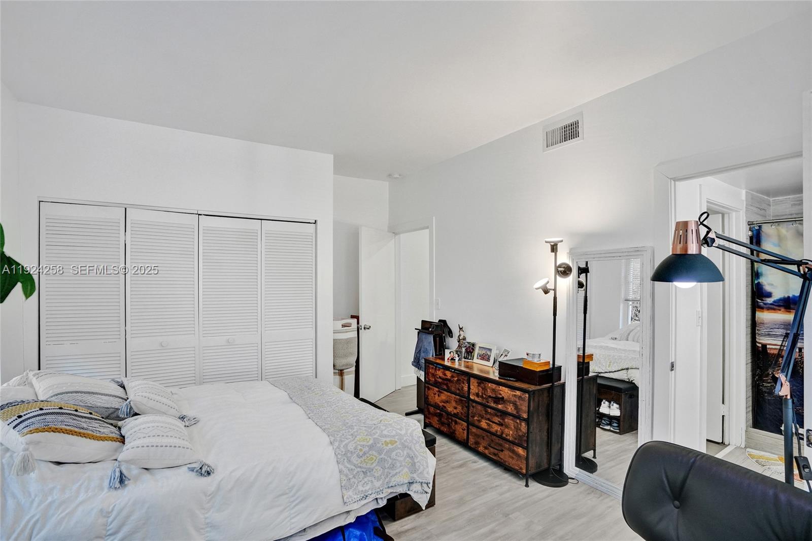 1200 Euclid Ave # 108