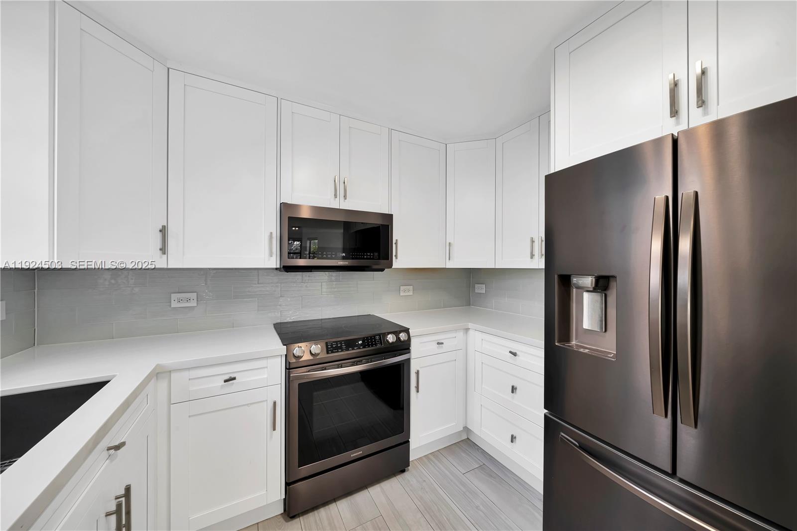 1650 Galiano St Unit: TH15