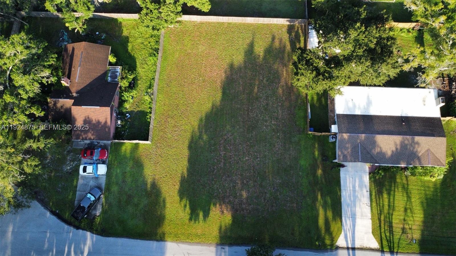 3753 St Augustine Pl